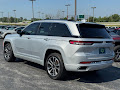 2022 Jeep Grand Cherokee 4WD Overland