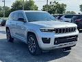 2022 Jeep Grand Cherokee 4WD Overland