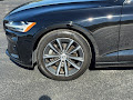 2022 Volvo S60 Momentum