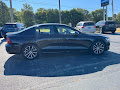 2022 Volvo S60 Momentum